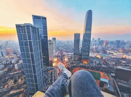 We take photos to freeze the moment otherwise gone. Follow Skystrollerpics to le