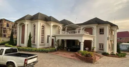 PROPERTIES IN LAGOS FOR SALE

As part of our Real Estate and property m
