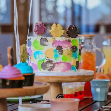 BIT.LY
Wonderdal Birthday Cake
Book Now
 