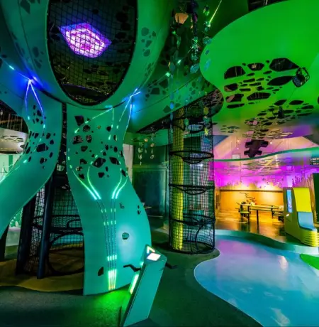 BIT.LY
IndoorOutdoor Play Area
Book Now
 