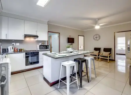 Shared kitchen and lounge
Call Now
 