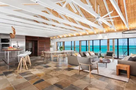 Silver Sands Villa is a spectacular, spacious eight-bedroom family home with panoramic vi