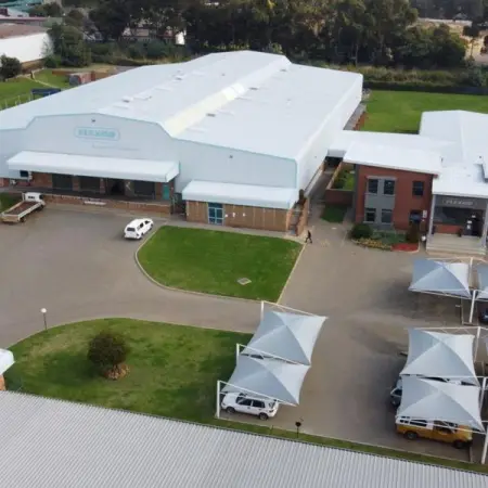 FIRZTREALTY.LPAGES.CO
R37,000,000  5,408m Warehouse For Sale in Meadowdale
This W