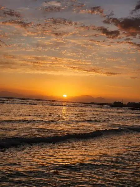 Sunset and ocean views withGalaxy

 by thegirlfromstellenbosch with the GalaxyS22Ultr