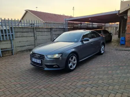 2015 AUDI A4 2.0TDI MULTI-TRONIC - R147,500.00

2015 Audi A4 2.0 Tdi Multi-T