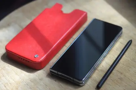 Parmi nos Best Sellers  les protections pour Samsung Galaxy Z FOLD 4.

Choisissez la houss