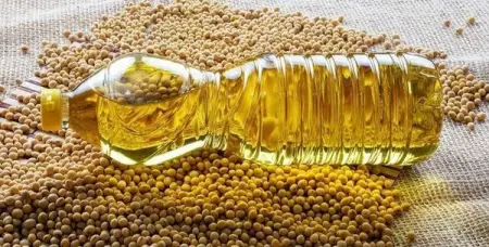 Soybean oil is the natural inexpensive oil extracted from whole soybeans. It is the most wi
