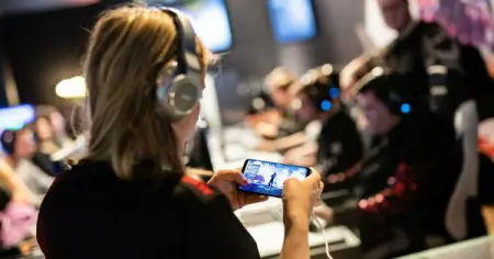 Ever wondered what the BEST 10 mobile games are in the world right now? Here