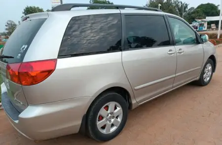 API.WHATSAPP.COM
Toyota sienna
Send WhatsApp Message
 