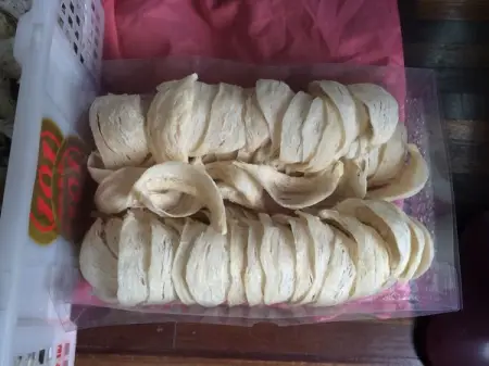 My company exports a variety of high-class tonic products, inc. Malaysian bird