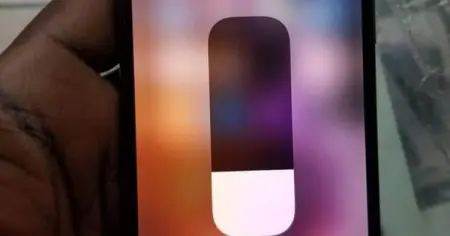 We specialize on Smartphones LCD, Laptops used ones, uk used Iphones, Computer and sm