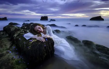  Dating as a woman in this day and age, its honestly messed up.

Everything go