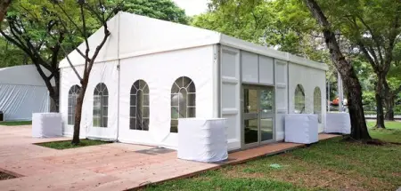 Start your party with a mini party tent! Fast installationEasy transporta