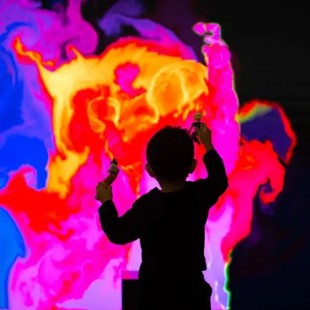  With the association It is Now, we are developing a project combining art and technolo