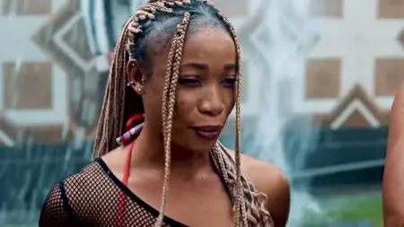 Bonsoir la famille,
Comme promis.
Le clip de mon nouveau single est disponible sur 