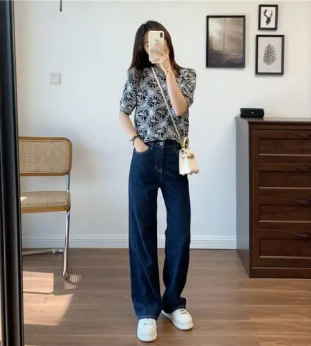Comfortable High-waisted Denim Straight wide-leg Pants
Catriye
Apparel
362 people like th