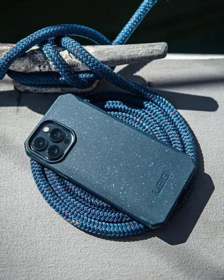 URBANARMORGEAR.COM
All the Protection Without the Bulk
Shop Now
 