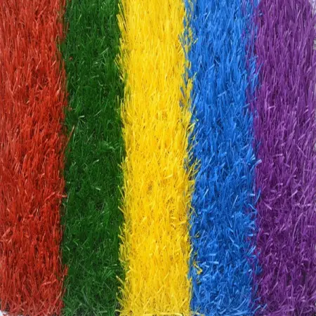 Different lawn colors bring different visual experience and atmosphere to