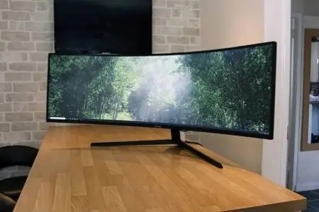 We sell Monitors, CPUs, Computer hard ware, Desktops, Laptops, Key board and mouse set 