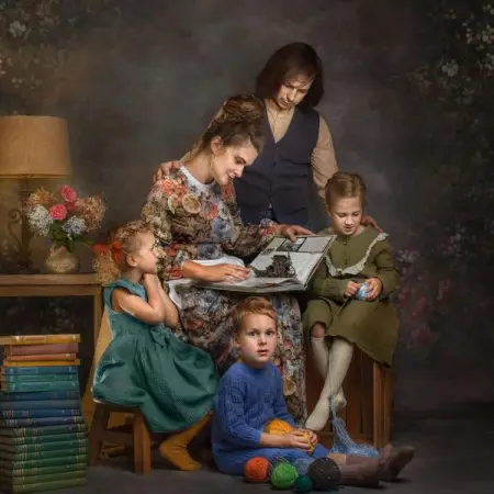 Its so cool when school teachers ask your kid to submit a Family photo! I