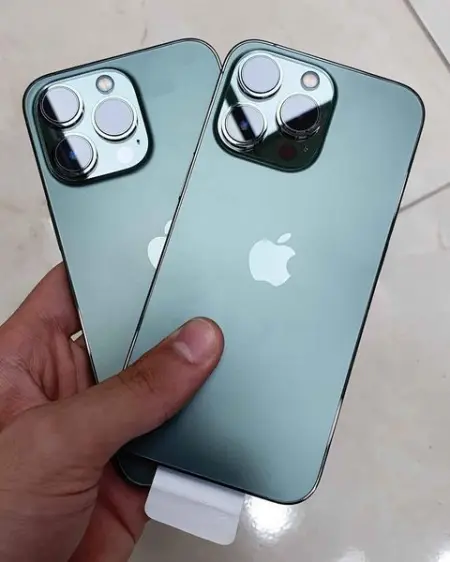 iPhone 13 Pro Neuf 256gb, 128gb 100 - ..0.00

iPhone 13 Pro 256gb,128gb 100 batterie
0