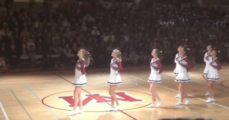 It was like watching synchronized swimming but without the water. What an incredib