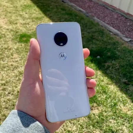 If you have Motorola Devices, totally free app, No blocking anymore! Watch videos and enj