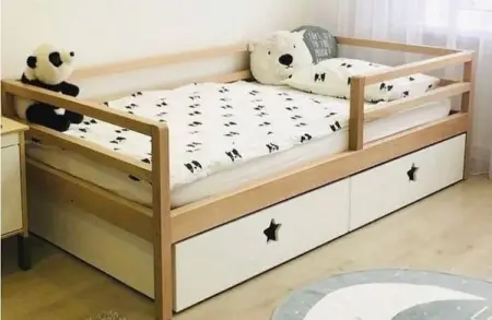 The Classic Toddler bed is our classic bed for toddlers. Its simple, ele