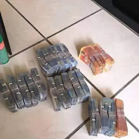 Powerful sangoma traditional healer You can call or WhatsApp on this numbe