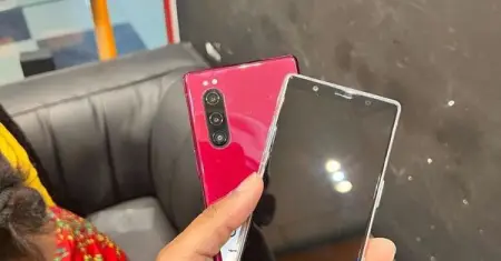 Sony expria 5
Used nje clean condition

64gb ram 6gb line moja
420,000tsh

0659