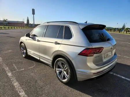 2020 Volkswagen Tiguan Rline Comfortline DSG - R539,999.00

This car comes with