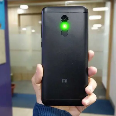 Xiaomi Redmi 5, we recommend you install this helpful App. It cleans your ph