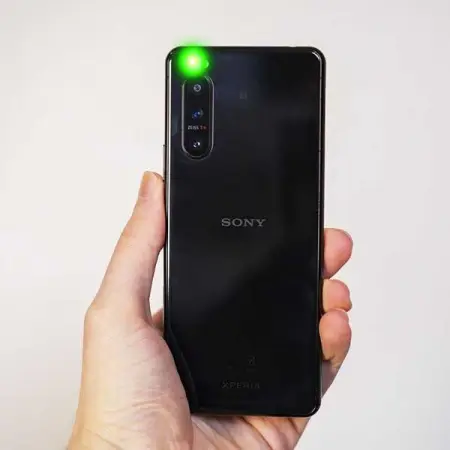 Sony smartphone, we recommend you install this helpful App. It cleans your ph