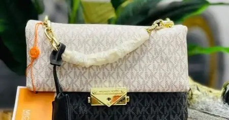 Fashion,Mobile boutiqueBags,Shoes,Fabrics,Wears,Outfit and Career Bags.