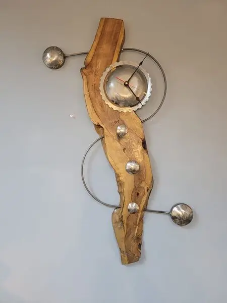 My Latest piece. Industrial clock.
GREENPUNK.CO.ZA
Home
Green Punk Designs started just