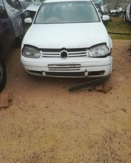 Volkswagen Golf 4 Stripping for Spares - R111.00

Volkswagen Golf 4 Strippin